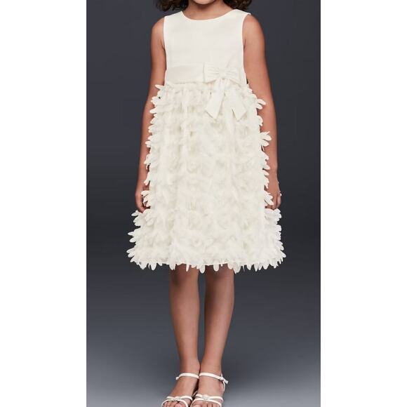 AMERICAN PRINCESS Flower Girl Dress with 3D Flowers Size 7 Davids Bridal - Picture 1 of 6